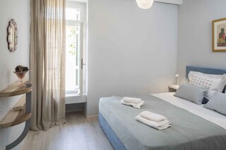 アセニアン ハウス イン プラカ