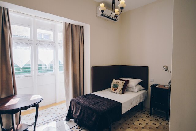 サリー ポート セングリー