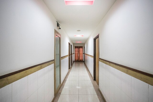 OYO 8501 アブヒマニ コンフォーツ