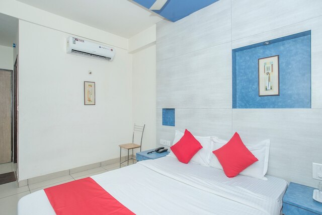 OYO 8501 アブヒマニ コンフォーツ