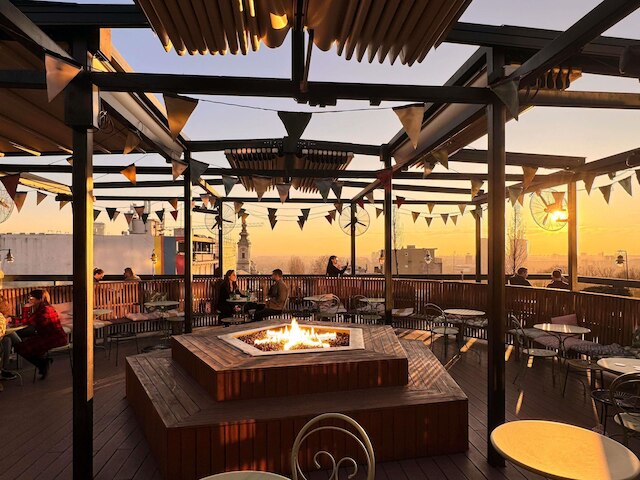 ママ シェルター ベオグラード