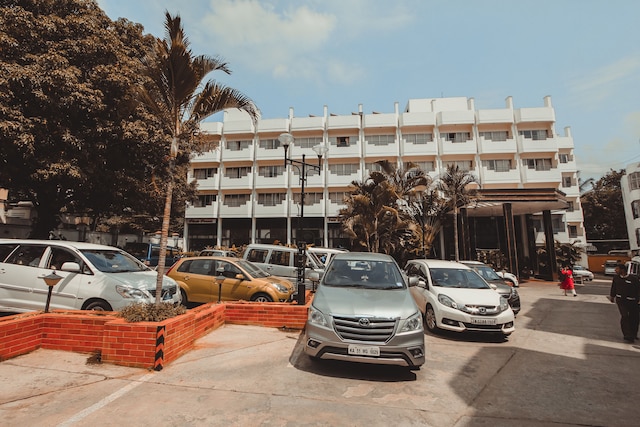 ホテル バラル レジデンシー