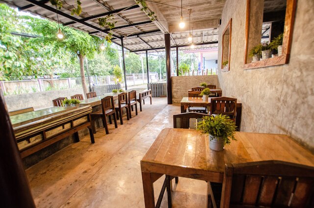 ザ レスト ホテル