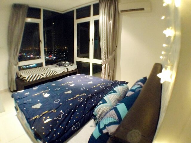 ホームステイ イン ジョホール - KSL ファン ハウス