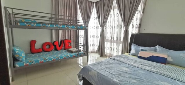 ホームステイ イン ジョホール - シークレット ガーデン