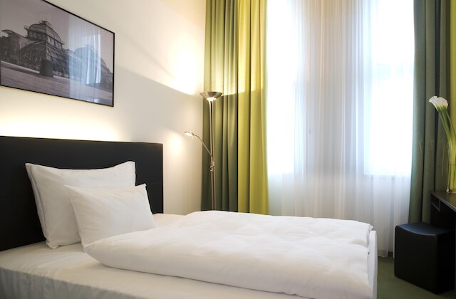 ホテル ライナーズ