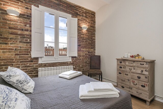 BCN パセオ デ グラシア ロカモラ アパートメンツ