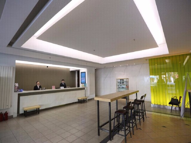 ジンジャン イン 大連 ジエファン ロード (錦江之星大連解放路店)