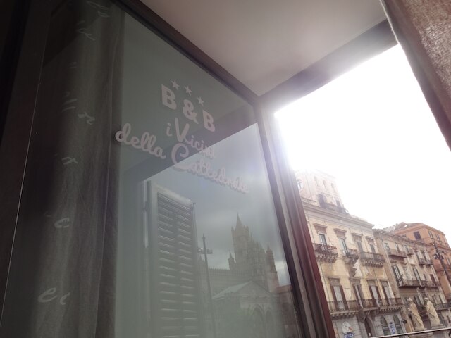 イ ヴィチーニ デッラ カテドラーレ