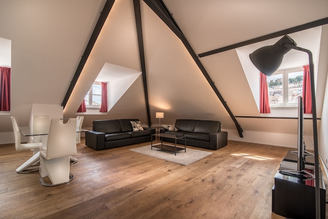 サンタ ジャスタ 77 リスボン ラグジュリー アパートメンツ