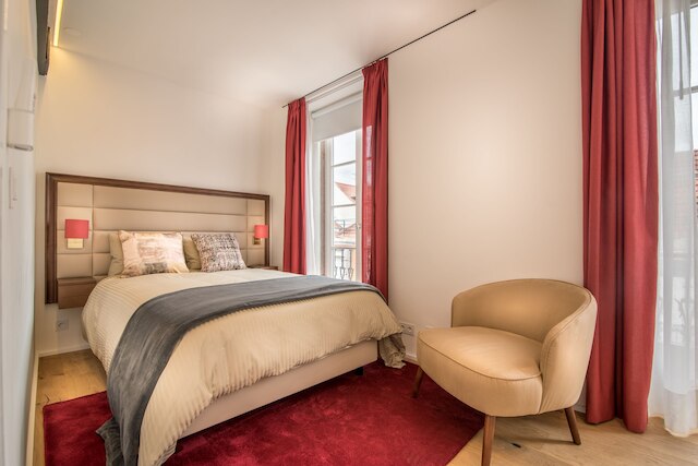 サンタ ジャスタ 77 リスボン ラグジュリー アパートメンツ