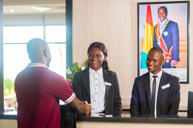 オノモ ホテル コナクリ