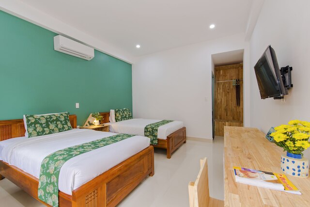 コ ボン ビーチサイド