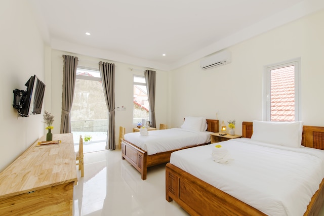 コ ボン ビーチサイド