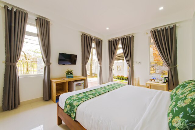 コ ボン ビーチサイド