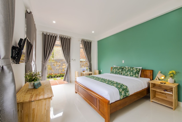 コ ボン ビーチサイド