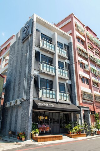 ウィー ラブ イン (維樂行旅民宿)