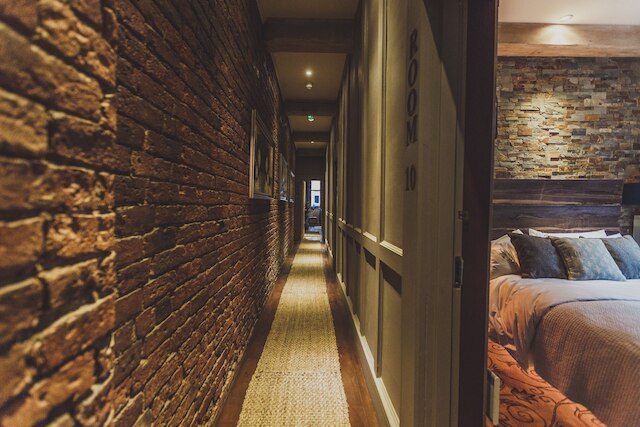 ザ カウ ホロー ホテル