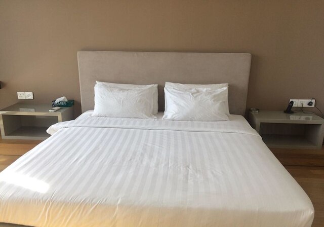 ブーディー スイーツ アット プラティナム スイーツ