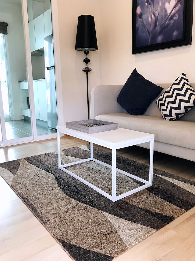 ザ ベース ダウンタウン コンド バイ ジョイ