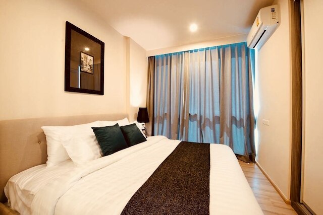 ザ ベース ダウンタウン コンド バイ ジョイ