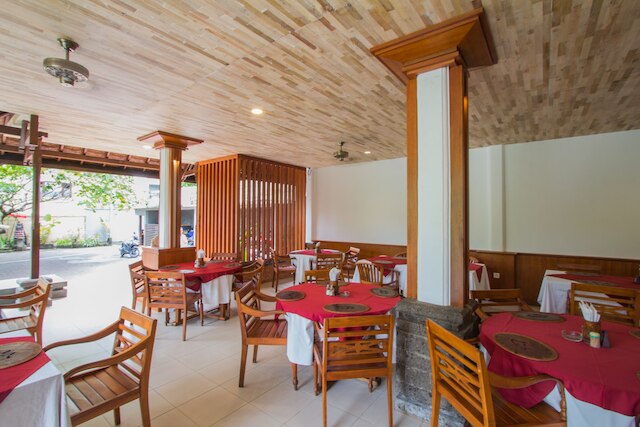 オテル シナール バリ レギャン