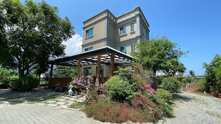 ブォジュェ ファーム ステイ (伯爵農莊)