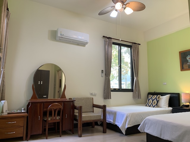 ブォジュェ ファーム ステイ (伯爵農莊)