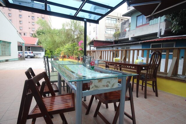 サラズ ハウス (萩閣民宿)