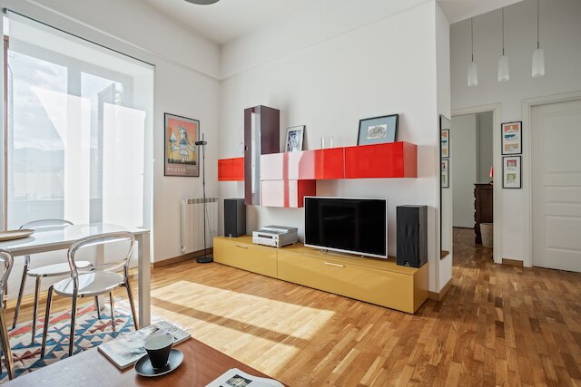 アパルタメント モデルノ アラ カラ