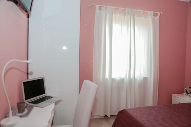 ヴィラ エラシ ゲスト ハウス