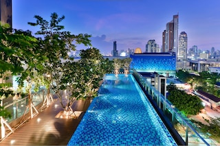 シビック ホライズン ホテル & レジデンス