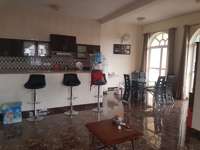 アット ザ トップ