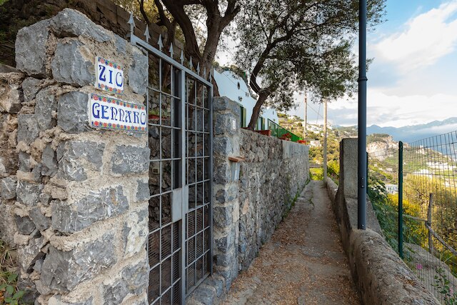 レジデンツァ ジオ ジェンナーロ