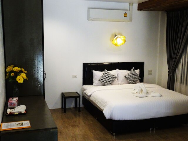 ザ ウェアハウス チェンマイ