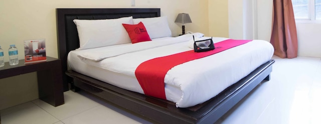 レッドドアーズ ニア オスメナ ハイウェイ 1