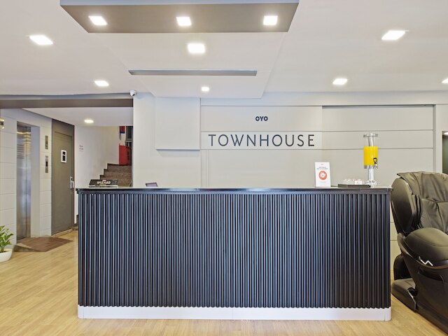 OYO タウンハウス 030 アシュラム ロード アフマダーバード