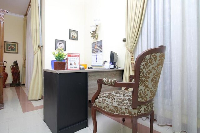 レッドドアーズ プラス ニア STIE YKPN