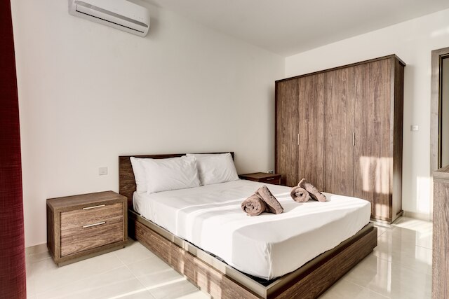 ザ ビレッジ アパートメンツ