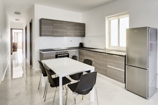 ザ ビレッジ アパートメンツ