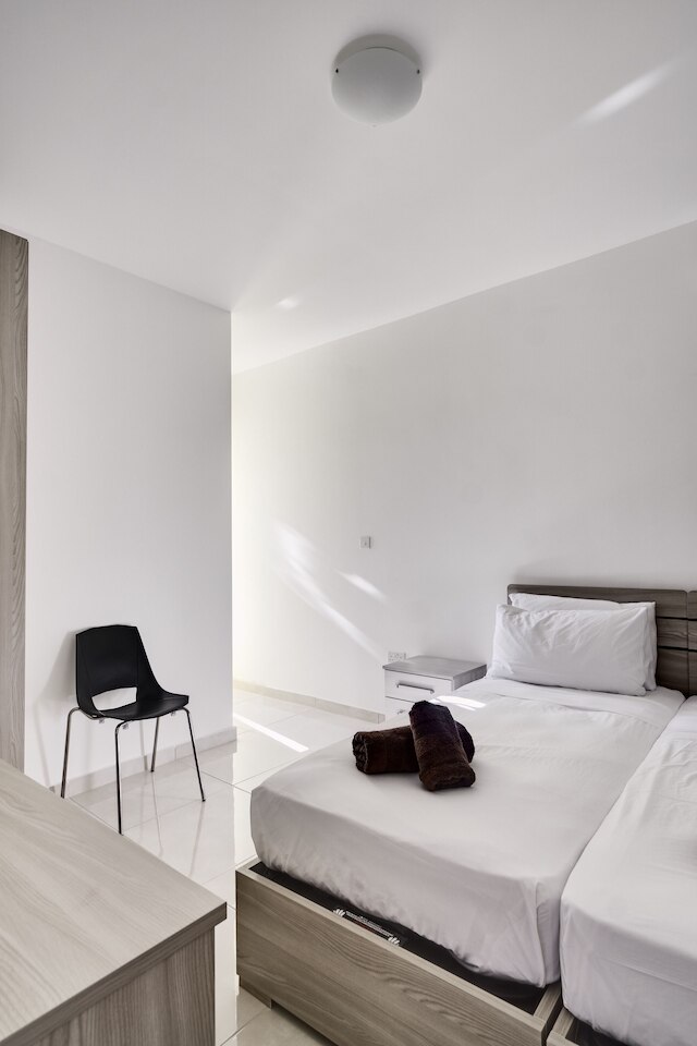 ザ ビレッジ アパートメンツ