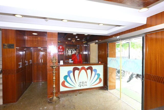 OYO フラッグシップ 479 ロイヤペッタ