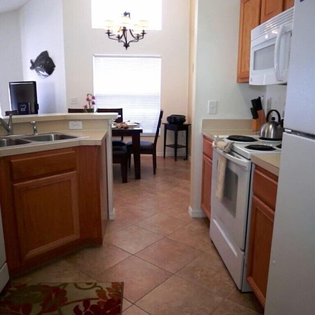 2636 エメラルド アイランド ブールバード