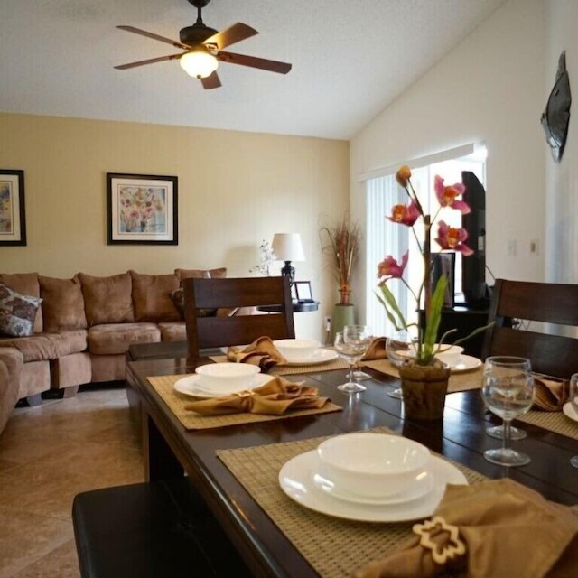 2636 エメラルド アイランド ブールバード