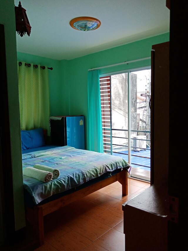 ユー アンド ミー ホステル