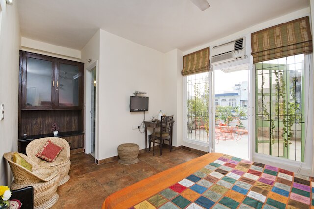 プラカシュ クティール B&B