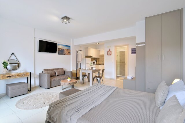 アレコス・アパートメンツ1