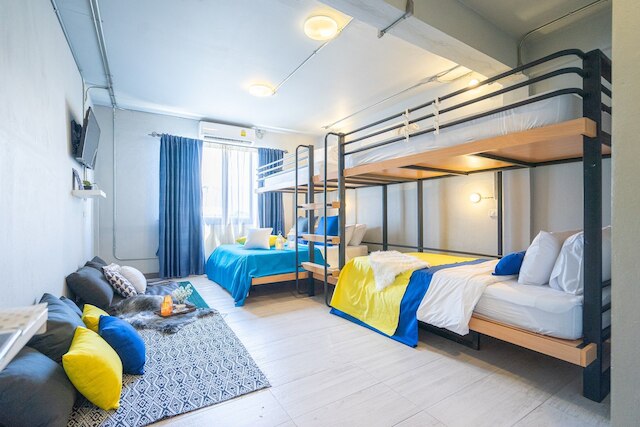 ウォーム ホステル