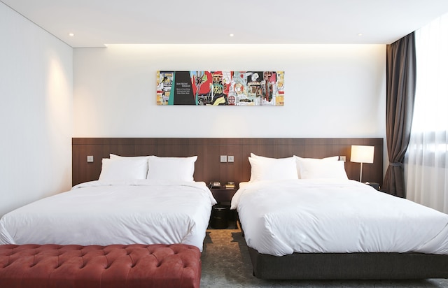 ホテル M フェリス