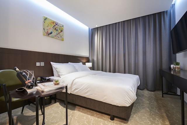 ホテル M フェリス